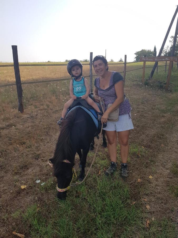 Gite Equestre Domaine Des Crins - Monpazier Capdrot Buitenkant foto